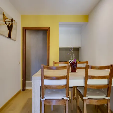 With Private Terrace - Qa03 شقة